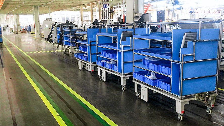 Lurking AGV for Automotive Factory Made in China001 Lurking AGV for Automotive Factory Made in China001